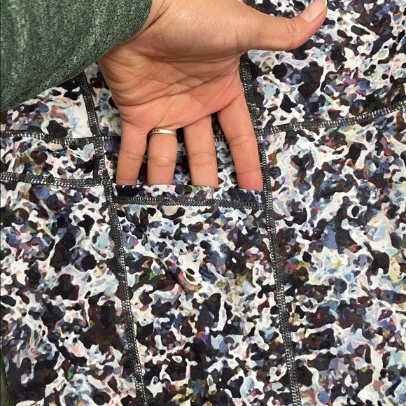 Dip Multicolor Patterned womens Leggings - Picture 5 of 8